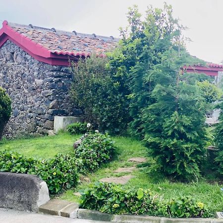 Palheiro Da Moenda Apartment Lajes das Flores Luaran gambar